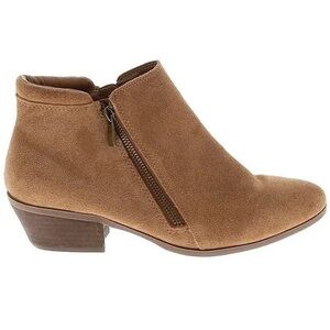 Apri by Italian shoemakers booties